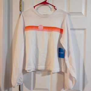 Columbia women's trek seasonal ft graphic crew new.